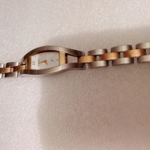 Fossil F2 E S _ 9173 11023  stainless steel 30 meters/ 100 feet link lady watch